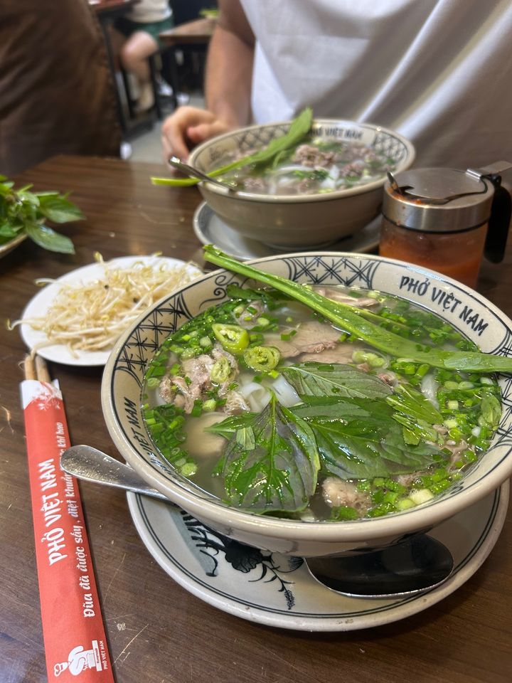 Phở Việt Nam · Phạm Hồng Thái 参考图 1