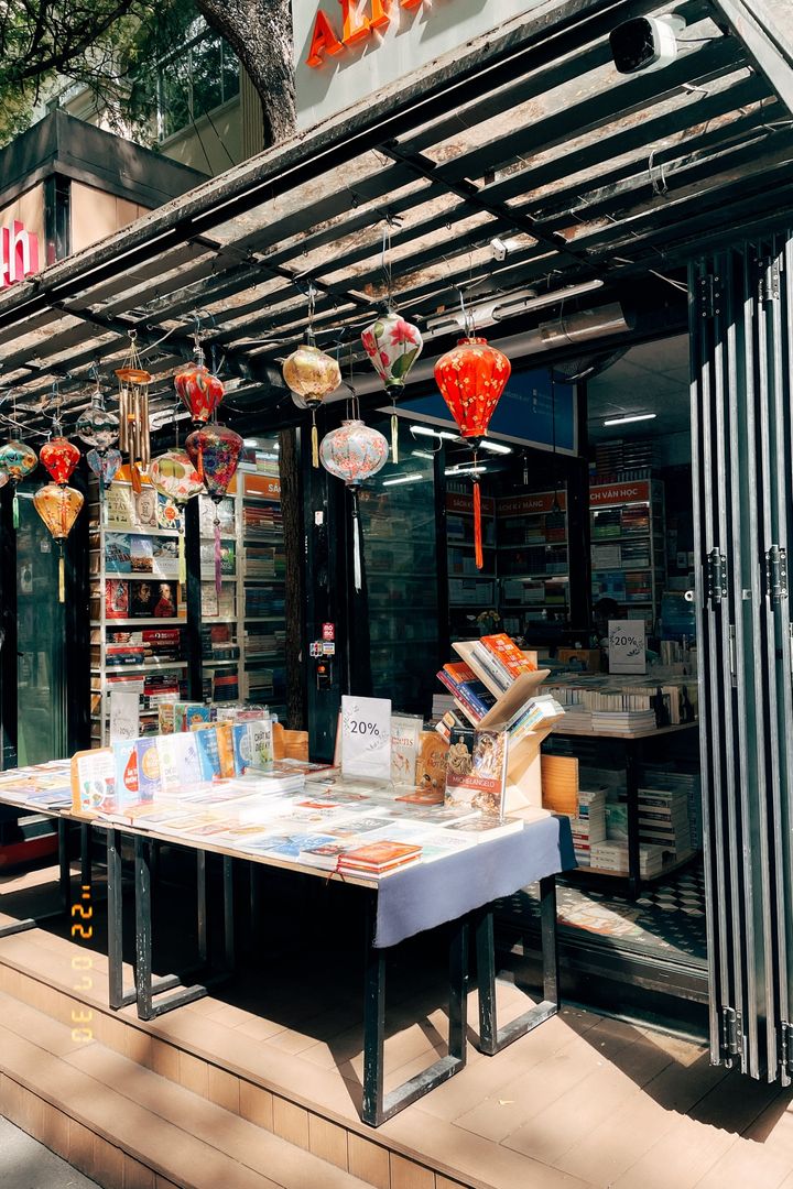 阮文平书街 · Đường sách Nguyễn Văn Bình 参考图 1